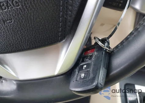 2016 Toyota Highlander Xle V6 z USA, uszkodzony, nr VIN 5TDKKRFH9GS145940